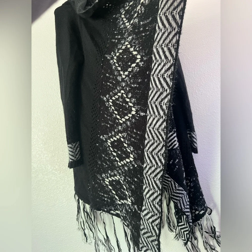 Cardigan - Picture 3 of 3